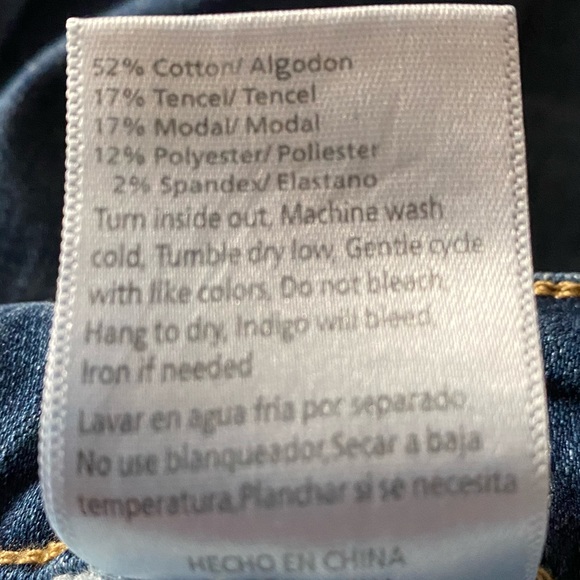 Slim Boyfriend Jeans - Picture 5 of 5